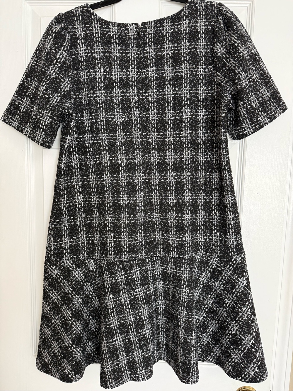 LOFT Black and White Plaid Short Sleeve Flared Hem Dress Medium - Picture 2 of 8
